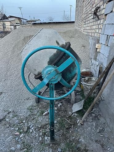 Бетономешалка Гравитационная, Малая (менее 150 л)