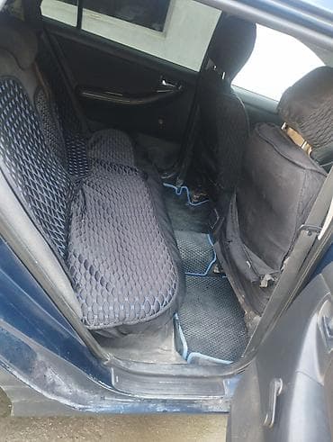 a4 b7: Toyota Corolla: 2002 г., 2 л, Механика, Дизель, Универсал — 6