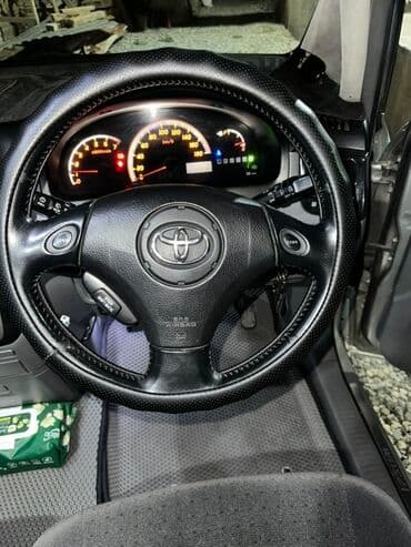 обмен машинами с доплатой: Toyota Ipsum: 2002 г., 2.4 л, Автомат, Бензин, Универсал — 5