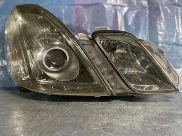 фара некся 2: Передняя правая фара Toyota Б/у, Оригинал, Япония — 1