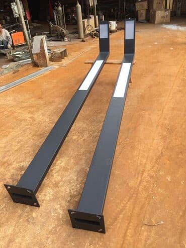 садовые светы: Уличные световые опоры с LED-освещением (декоративные светильники) - — 5