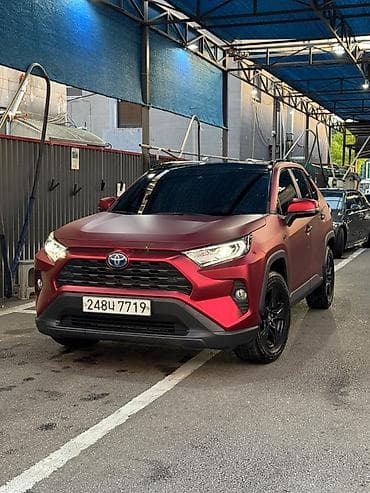 raf: Toyota RAV4: 2019 г., Бензин, Кроссовер — 1