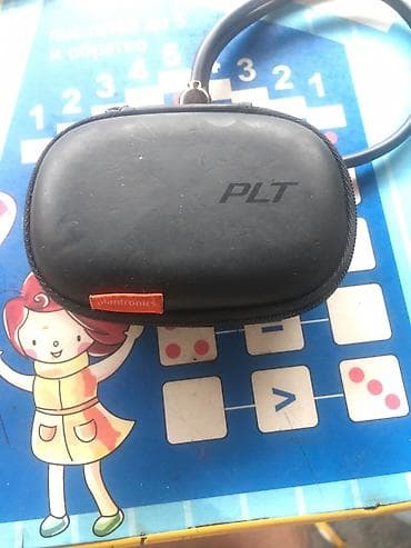 Техника и электроника: Беспроводные гарнитуры, Plantronics, Б/у, цвет - Черный — 1