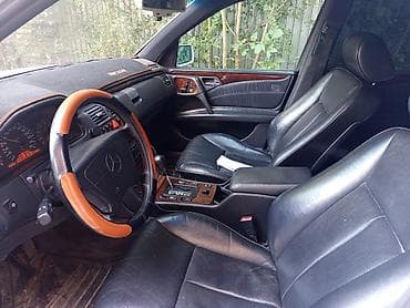 Mercedes-Benz E-Class: 1996 г., 2.8 л, Автомат, Бензин, Седан — 2
