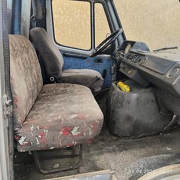 892 2 мтз: Mercedes-Benz Спринтер: 1993 г., Дизель — 4