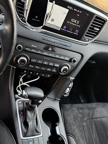 Продажа авто: Kia Sportage: 2018 г., 2 л, Автомат, Дизель, Кроссовер — 6