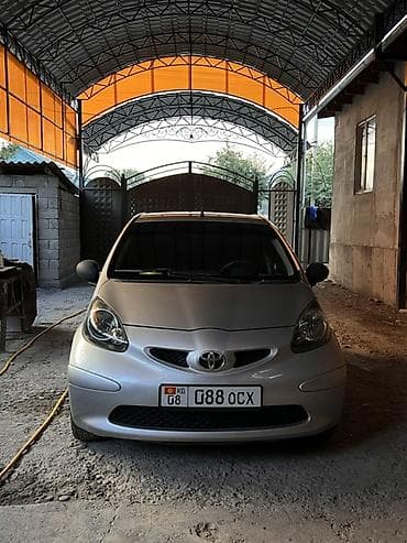 тойота витц 2005: Toyota Aygo: 2007 г., 1 л, Механика, Бензин, Хэтчбэк — 1