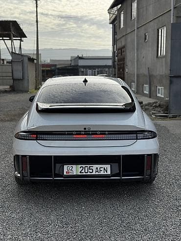 hyundai sonata2017: Hyundai Ioniq 6: 2023 г., Автомат, Электромобиль, Седан — 4