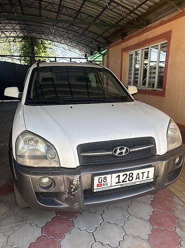 Hyundai Tucson: 2007 г., 2 л, Автомат, Дизель, Кроссовер at lalafo.kg Hyundai Tucson: 2007 г., 2 л, Автомат, Дизель, Кроссовер