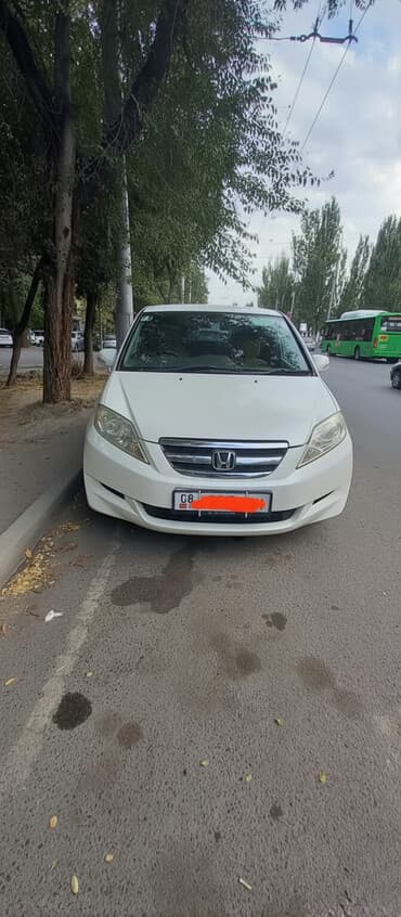 срочно продам авто в связи с переездом: Honda Edix: 2004 г., 1.7 л, Автомат, Бензиновая, Универсал — 1