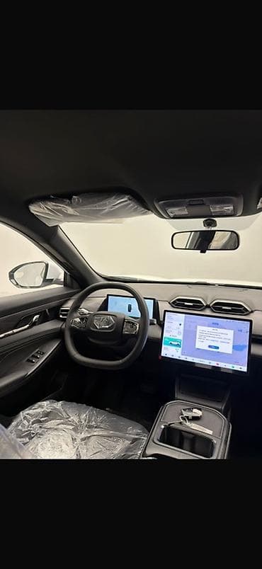 кабина авто: Dongfeng : 2026 г., Электромобиль, Кроссовер — 10