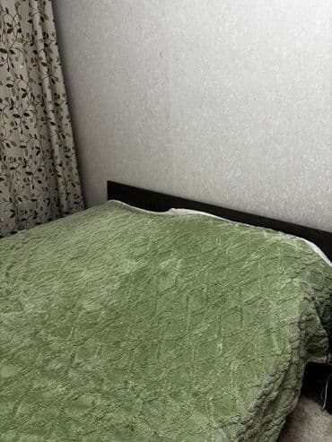 спальная кровать бишкек: Двуспальная кровать, Б/у, С матрасом, длина - 200 см — 2