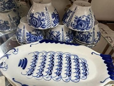 китайский фарфор: Гжель! 
Селедочница,
чашки чайные — 5