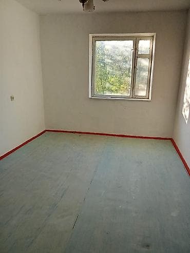 ремонт домов: 3 комнаты, 60 м², 3 этаж, Старый ремонт — 3