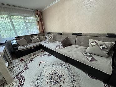 small table: Угловой диван, C подушками, Одноместный — 2