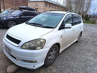 крузер 100: Toyota Ipsum: 2001 г., 2.4 л, Автомат, Бензин, Минивэн — 1