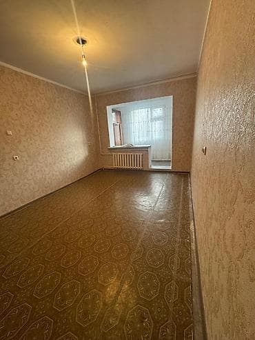 2 комнаты, 56 м², Асанбай мкр 106 серия, 2 этаж, Требуется ремонт — 1