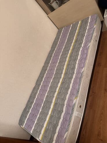 деревянная кровать: Односпальная кровать, С матрасом, длина - 200 см — 2