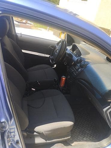 Chevrolet Aveo: 2008 г., 1.4 л, Механика, Бензин, Седан — 6