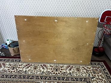 буу стол: Ашкана үчүн үстөл, Колдонулган, Тик бурчтуу, Бүктөлбөгөн — 1