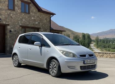 Mitsubishi Colt: 2003 г., 1.3 л, Вариатор, Бензин, Хэтчбэк