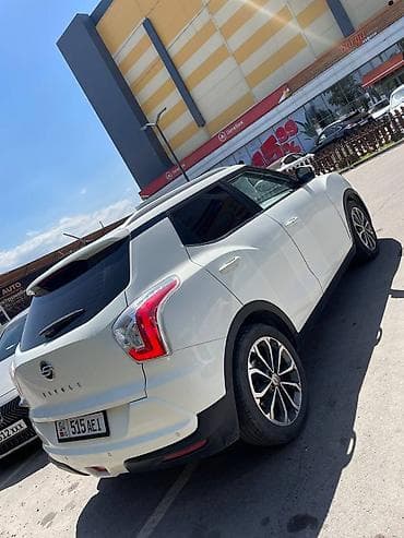 лабавой тико: Ssangyong Tivoli: 2017 г., 1.6 л, Автомат, Бензин, Кроссовер — 3