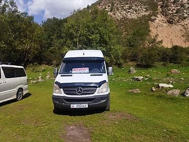 Бус на заказ микроавтобусе Mercedes‑Benz Sprinter. - Комфортный