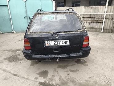 Продажа авто: Volkswagen Golf: 1994 г., 1.8 л, Механика, Бензин, Универсал — 3