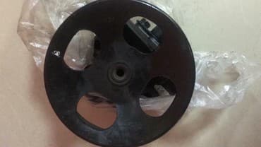 секвойа: Гидроусилитель Toyota Б/у, Оригинал — 2