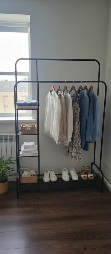 обувная полка с пуфиком: Напольная металлическая вешалка-органайзер для одежды - Материал — 1