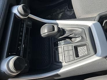 jac m3: Toyota RAV4: 2019 г., 2.5 л, Автомат, Бензин, Кроссовер — 7