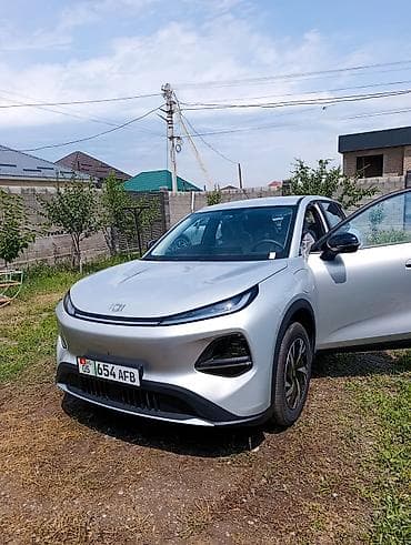 Унаа: Changan Qiyuan Q05: 2026 г., Робот, Электромобиль, Кроссовер — 1