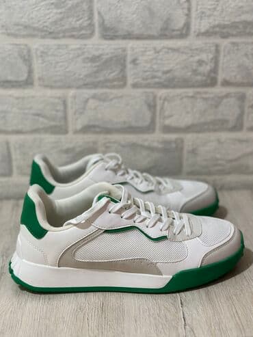 nike react: Женские кроссовки 
38 размер 
одеты на пол часа — 1