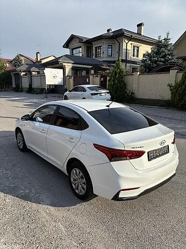 hundai: Hyundai Accent: 2018 г., Бензин, Седан — 4