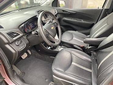 фикс рул: Chevrolet Spark: 2020 г., 1 л, Автомат, Бензин, Хэтчбэк — 10
