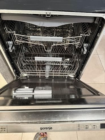 сушилка для посуда: Посудомойка — 1