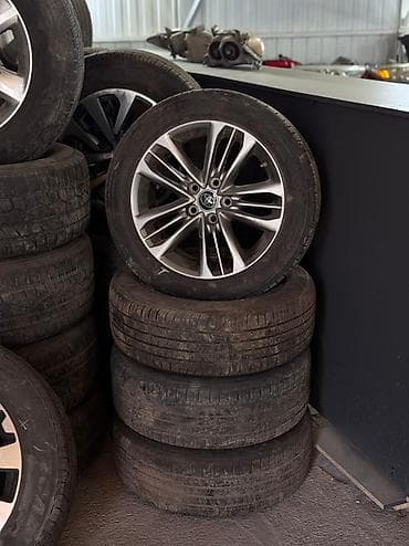 Шины 215 / 55 / R 17, Б/у, Комплект, Легковые, GoodYear