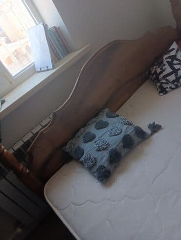 садовая техника: Двуспальная кровать, Б/у, С матрасом, длина - 210 см — 8