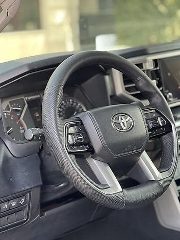 Транспорт: Toyota Тундра: 2022 г., 3.5 л, Автомат, Бензин, Пикап — 8
