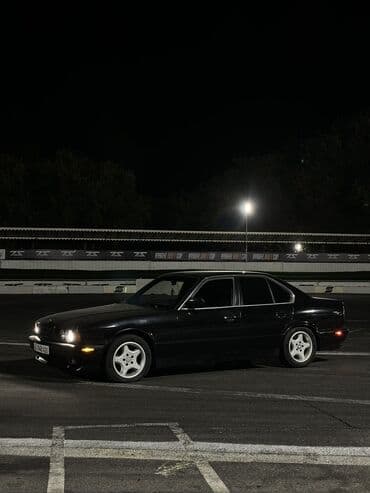 срочно продаю в связи с переездом: BMW 525: 1990 г., Механика, Бензин — 3