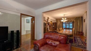 купить комнату в доме под снос: 400 м², С мебелью — 6