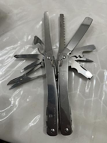 стол письменный б: Мультитул Victorinox (серия SwissTool/Spirit) с кожаным чехлом и — 4