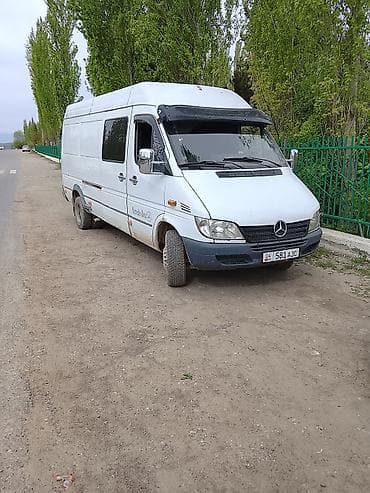 багажник авто: Грузовик, Mercedes-Benz — 2