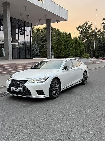 Lexus LS: 2022 г., 3.4 л, Автомат, Гибрид, Седан