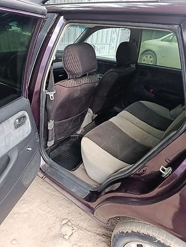 Продажа авто: Mazda 323: 2000 г., Универсал — 4