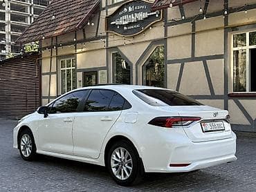 Продажа авто: Toyota Corolla: 2021 г., 1.2 л, Автомат, Бензин, Седан — 3