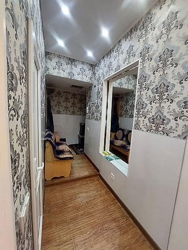 1: Продается 1 комнатная квартира 📍Адрес: золотой квадрат 🏛️Серия — 10