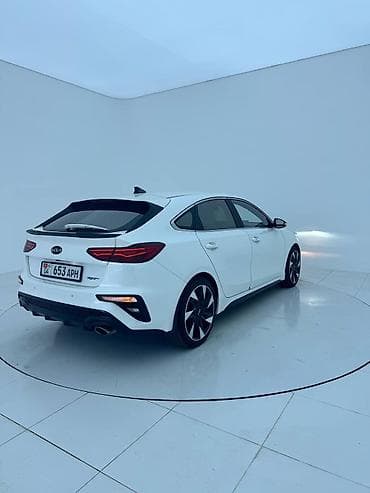 Продажа авто: Kia K3: 2019 г., 1.6 л, Автомат, Бензин, Хэтчбэк — 3