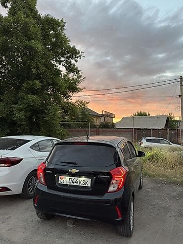 Chevrolet Spark: 2018 г., 1 л, Вариатор, Бензин, Хэтчбэк — 3