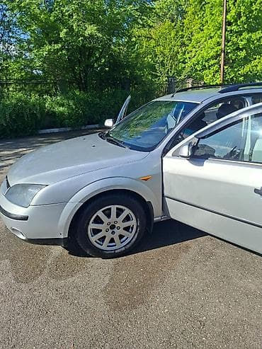 Ford Mondeo: 2003 г., 1.8 л, Механика, Бензин, Универсал